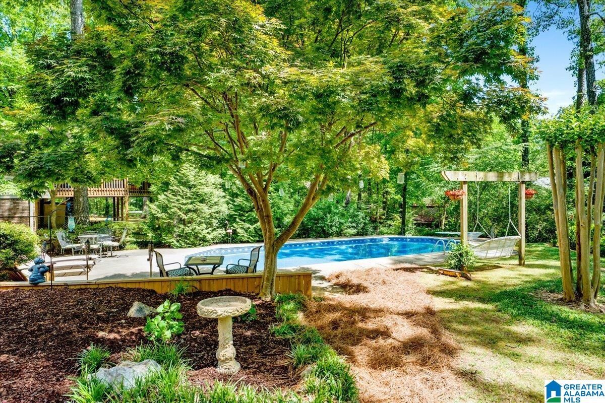 Property Photo: 5483 Dover Cliff Circle AL 35242