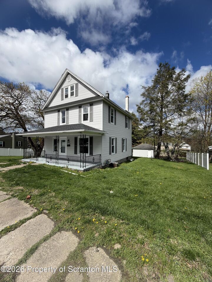 Property Photo:  207 Midway Avenue  PA 18411 
