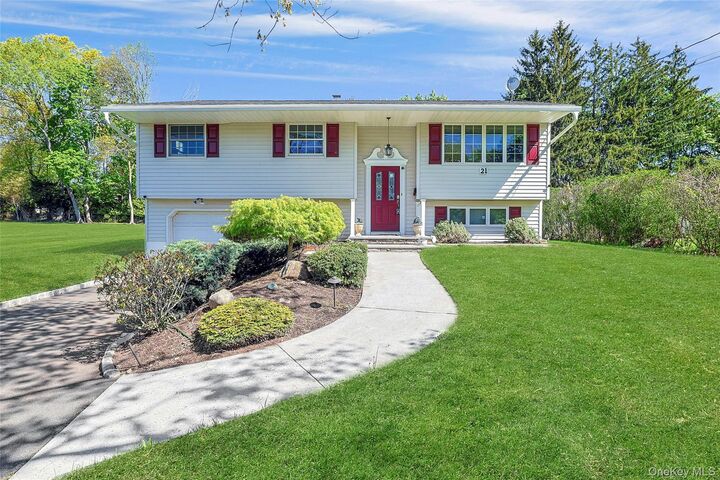 Property Photo: 21 Kreuz Drive NY 10994