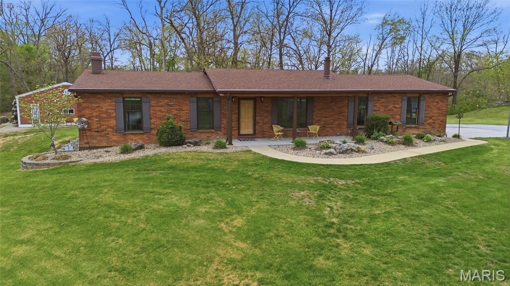 Property Photo: 2179 Brown Road IL 62012