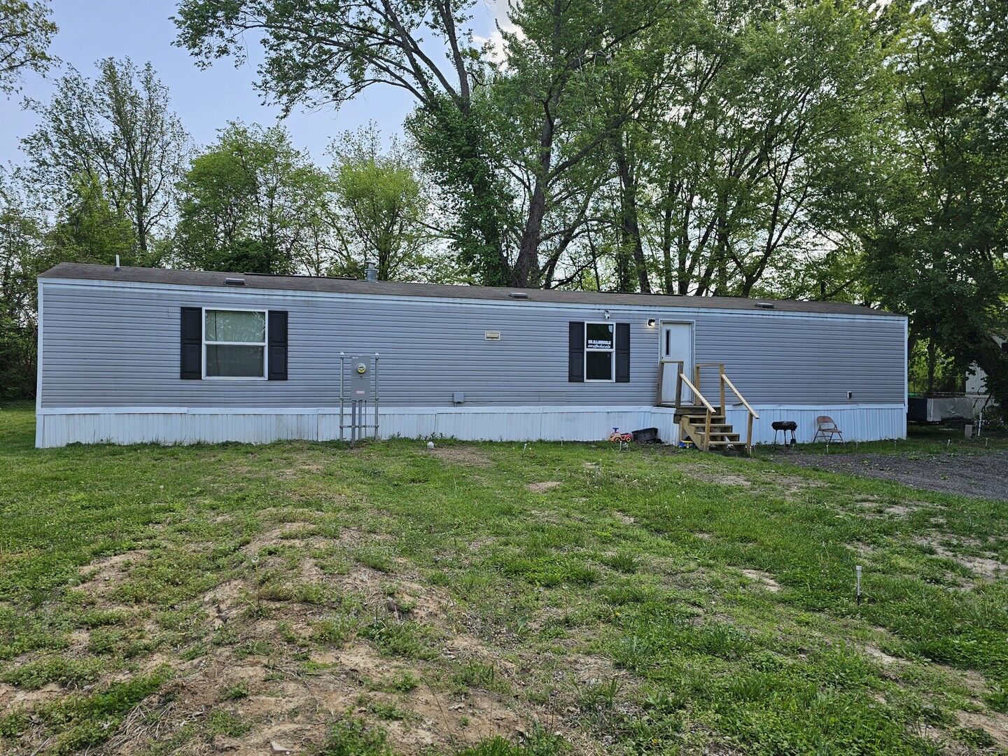 Property Photo:  309 Caborn Street  IL 62864 
