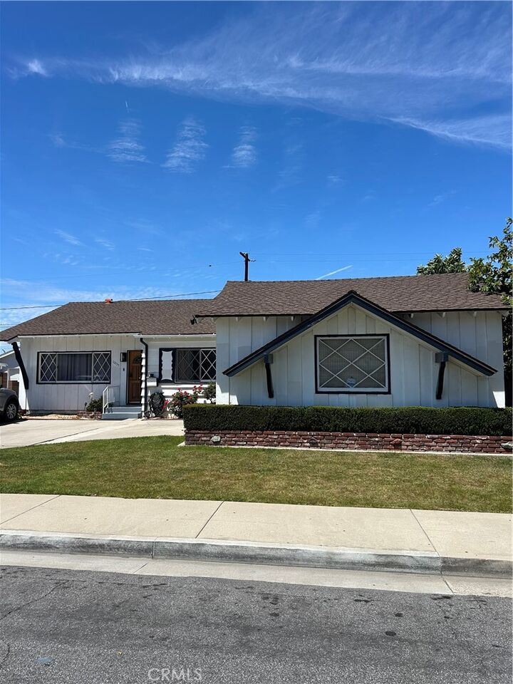 Property Photo:  10135 Nichols Street  CA 90706 