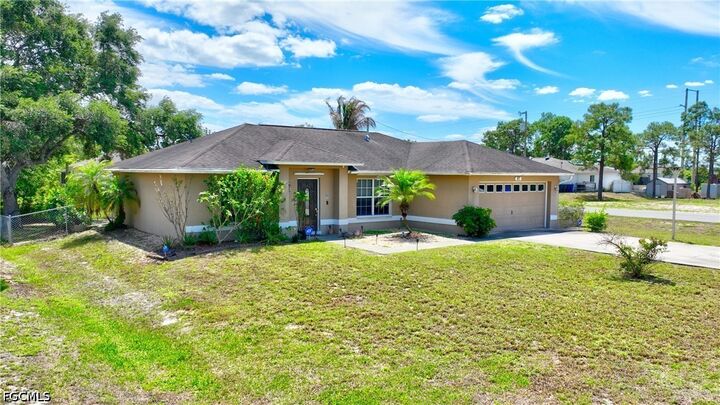 Property Photo:  97 Blackstone Drive  FL 33913 