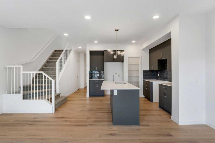 Property Photo: 15 Heritage Heath AB T4C 3K8