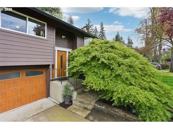 Property Photo:  16660 SE Valley View Rd  OR 97267 