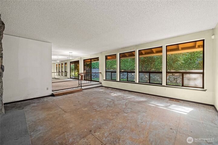 Property Photo:  3327 SW 323rd Street  WA 98023 