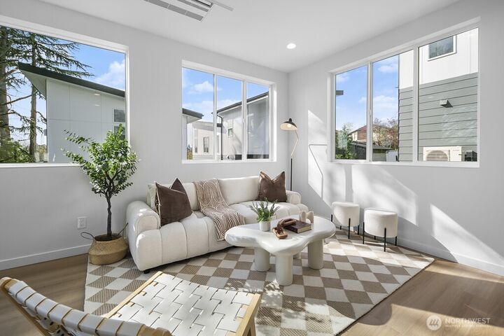 Property Photo:  1804  28th Avenue S  WA 98144 