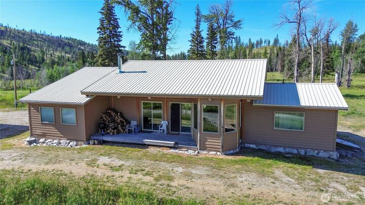 Property Photo: 333 Bonaparte Lake Road WA 98859