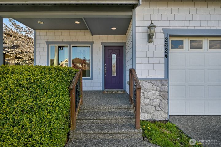 Property Photo:  2624  Glenmore Street  WA 98248 