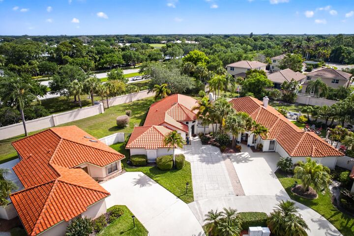 Property Photo:  2988 SW Mariposa Circle  FL 34990 