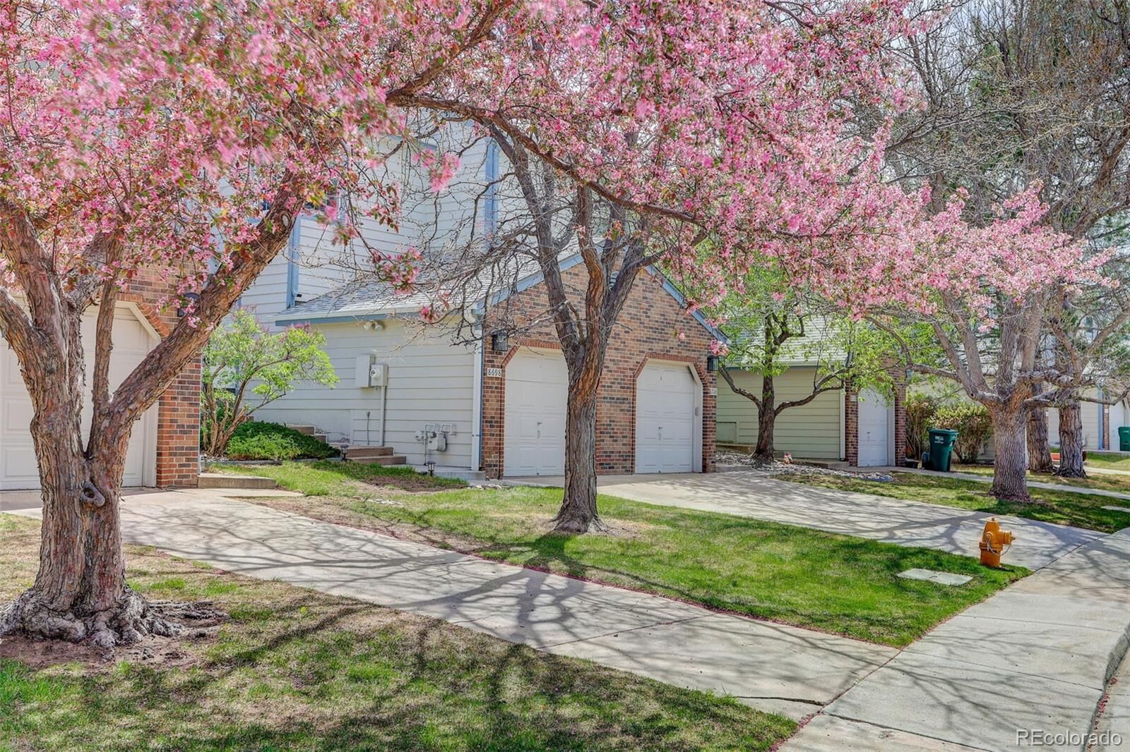 Property Photo:  8698 W Plymouth Avenue  CO 80128 