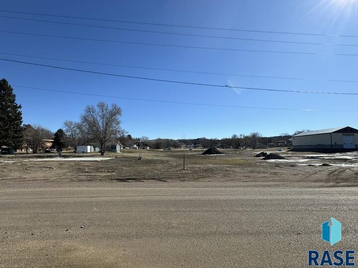 Property Photo:  407 S River St  SD 57325 