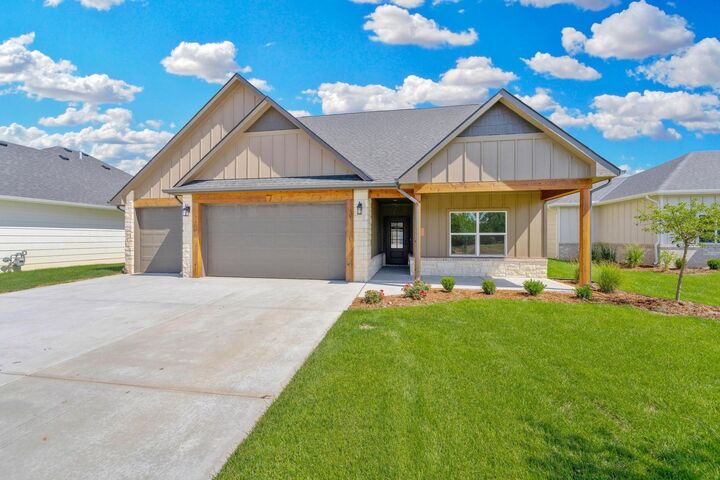 Photo de la propriété: 742 N Rainbow Lake Ct. KS 67235