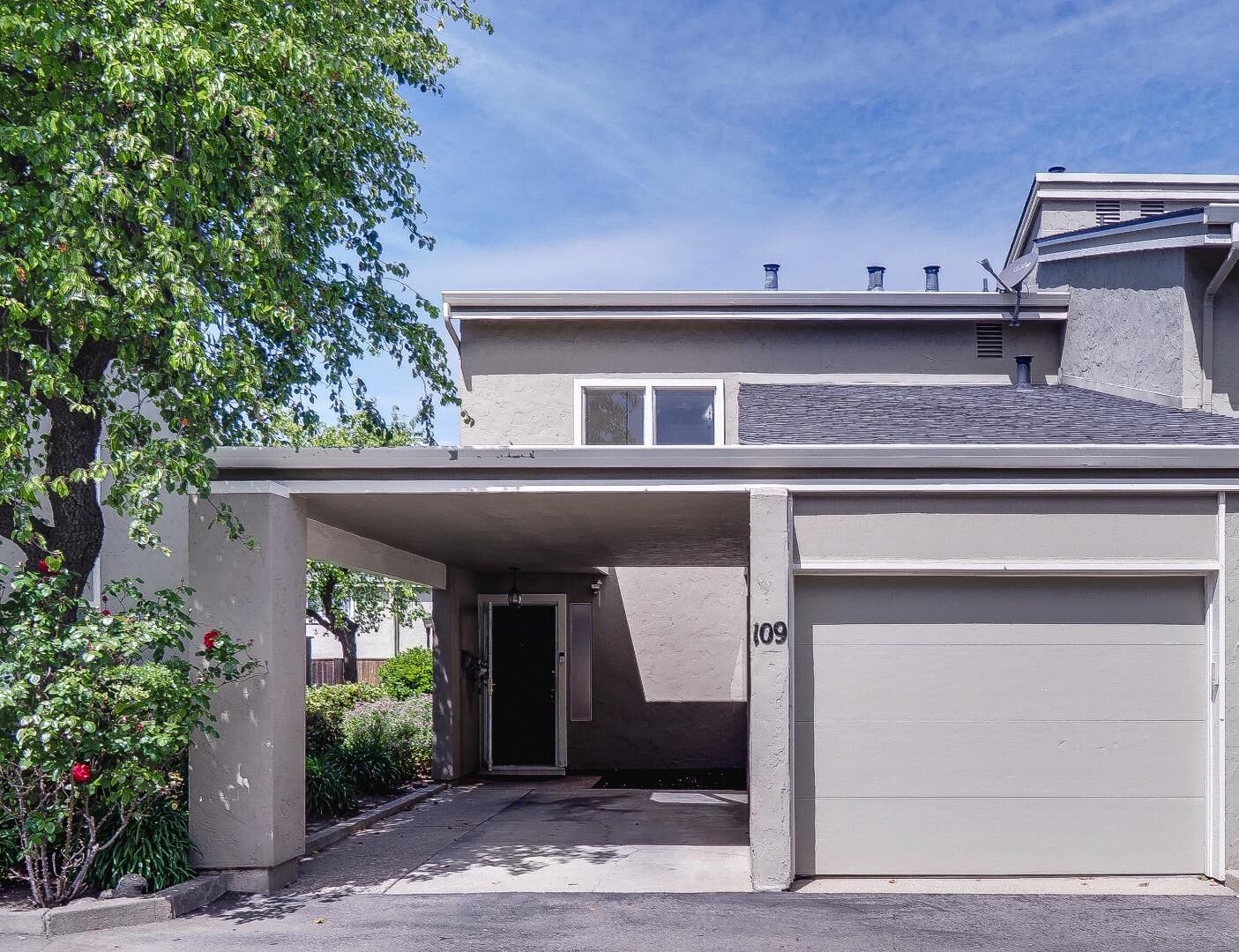 Property Photo:  1310 Primavera Street 109  CA 93901 