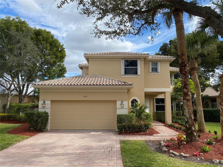 Property Photo: 2486 Bay Isle Dr FL 33327