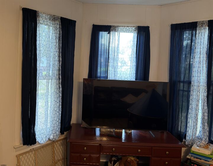 Property Photo:  141 Hampton Street  NJ 08302 