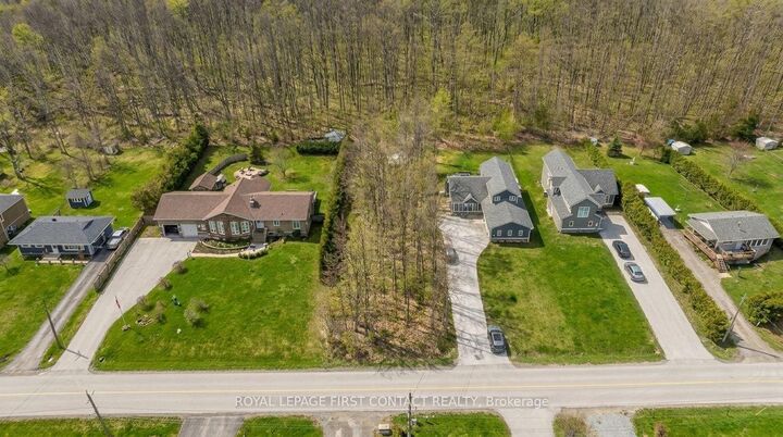 Property Photo: 2266 Lakeshore Road E ON L0L 1T0