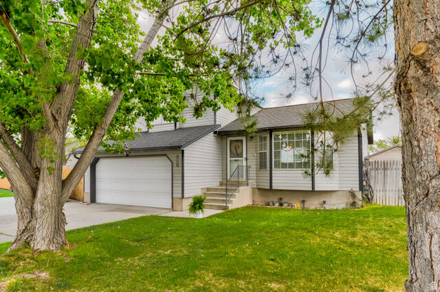 Property Photo: 5041 S Heath Ave UT 84118