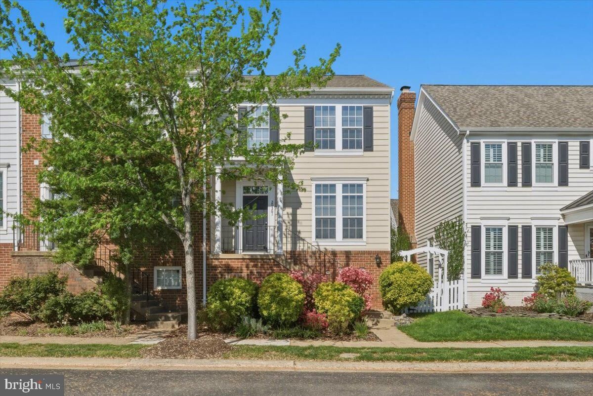 Property Photo:  20361 Hartwell Street  VA 20147 