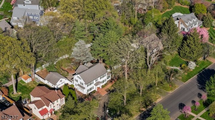 Property Photo:  731 Boulevard  NJ 07090 