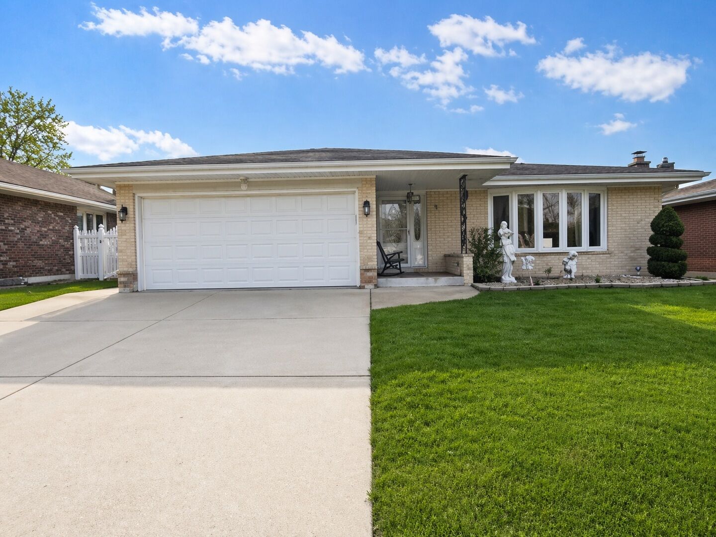 Property Photo:  3044 Halifax Avenue  IL 60154 