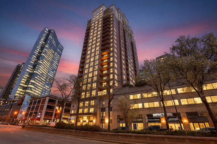 Property Photo:  1101 S State Street 1607  IL 60605 