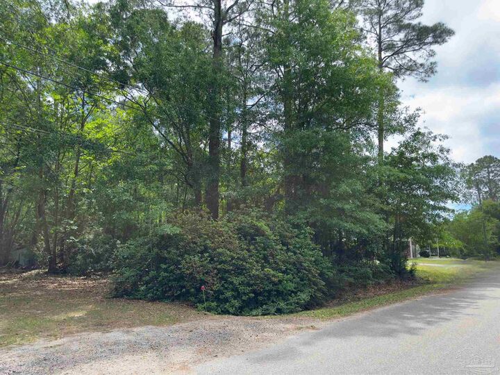 Property Photo:  000 N 32nd Ave  FL 32583 