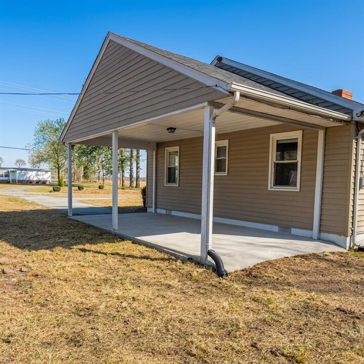 Property Photo:  20310 Ivor Rd  VA 23837 
