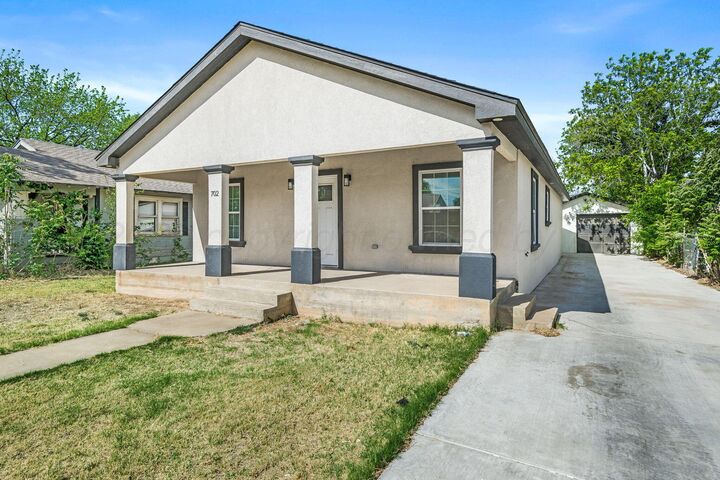 Property Photo:  702 S Florida Street  TX 79106-8908 