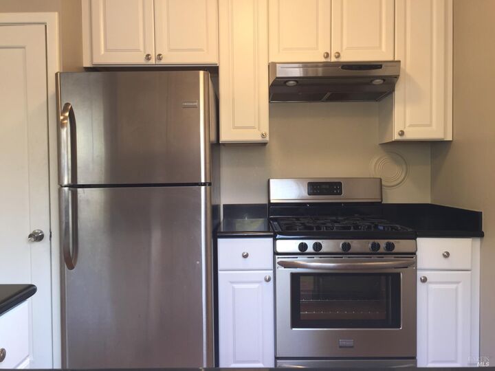 Property Photo:  1850 1852 Laurel Street  CA 94559 