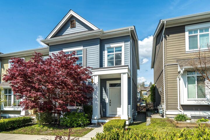 32555 Ross Drive — photo 1