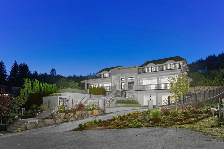 Property Photo: 1445 Sandhurst Place BC V7S 2P4