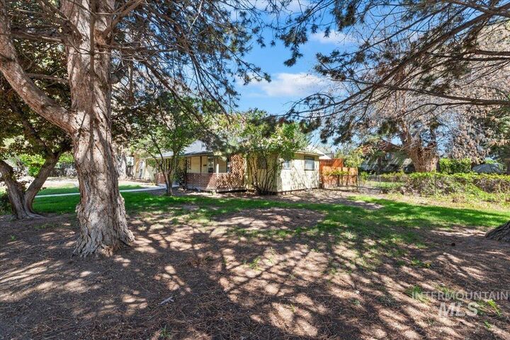 Property Photo: 503 9th Ave. N ID 83687