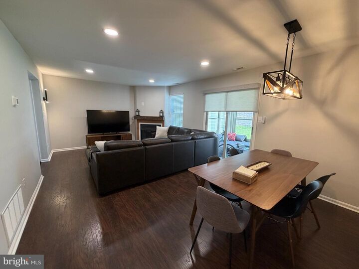 Property Photo:  54 Knoll Drive  NJ 08021 