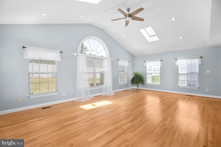 Property Photo:  4074 Elkwood Court  VA 22193 