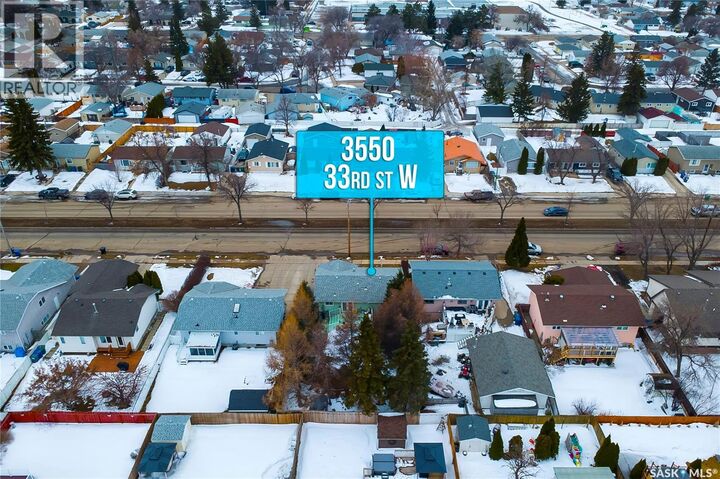 Property Photo:  3550 33rd Street W  SK S7L 6E1 