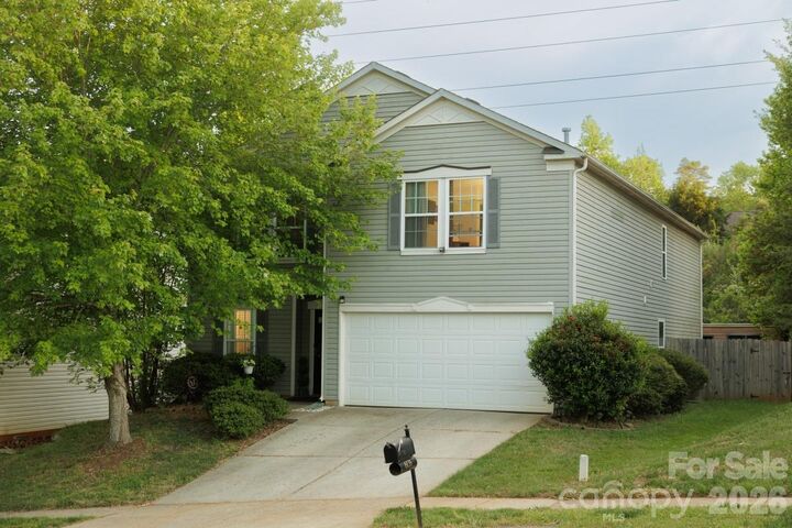 Property Photo:  6135 Blue Ash Lane  NC 28215 