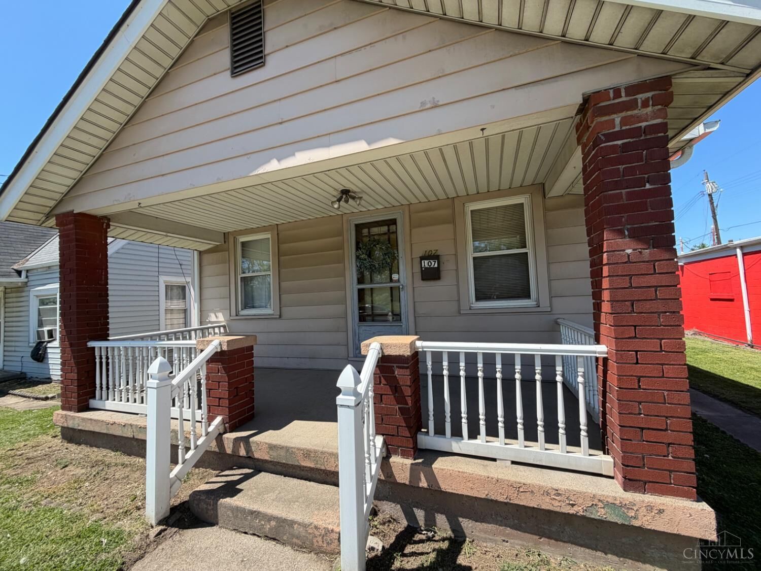 Property Photo:  107 S Riverside Drive  OH 45011 