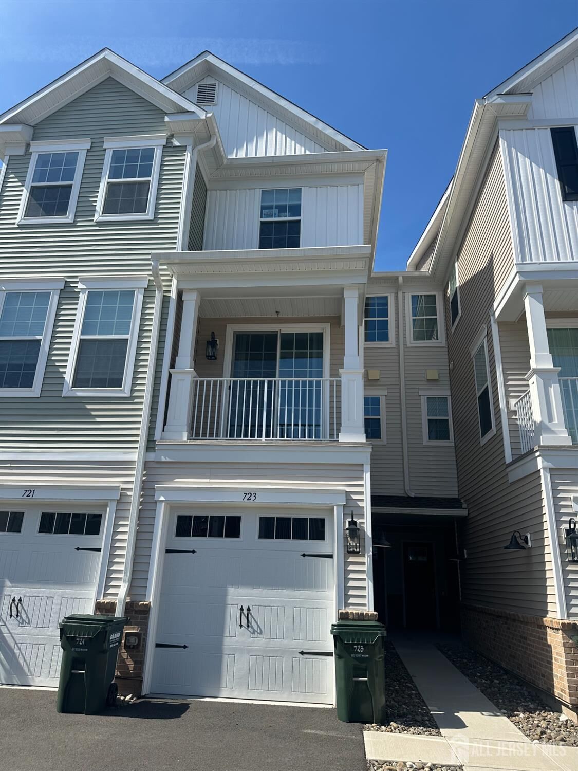 Property Photo:  723 Statioin Road  NJ 08812 