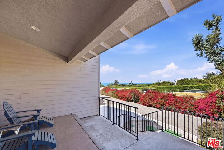 Property Photo:  30429 Morning View Dr  CA 90265 