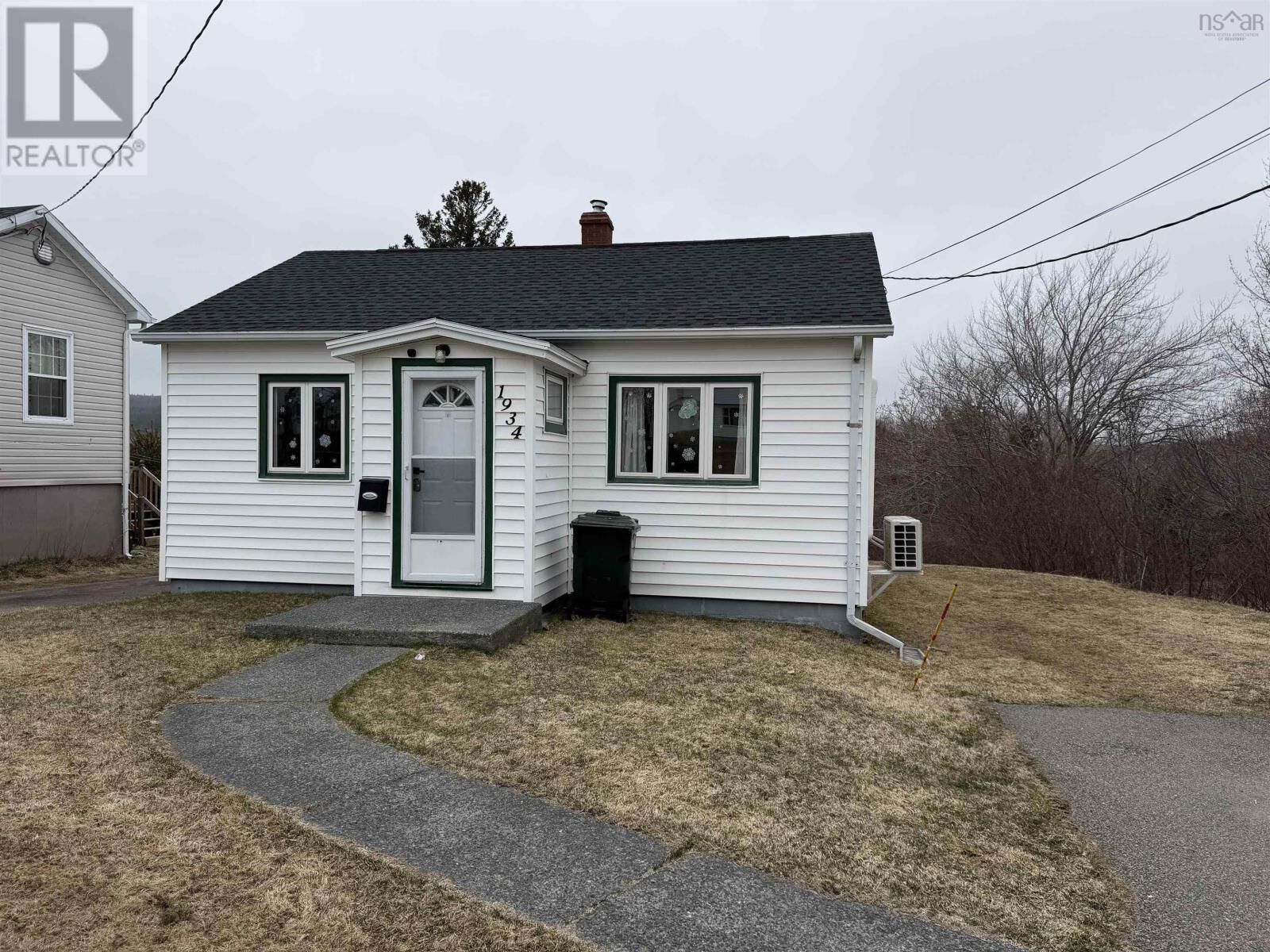 Property Photo:  1934 Kings Road  NS B1L 1C6 