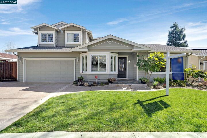 Property Photo:  2415 Crestline Rd  CA 94566 