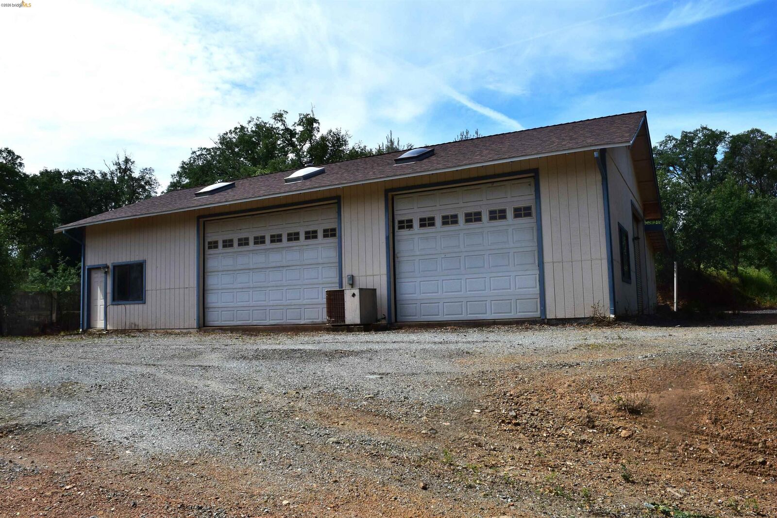 Property Photo:  913 Quill Road  CA 95228 