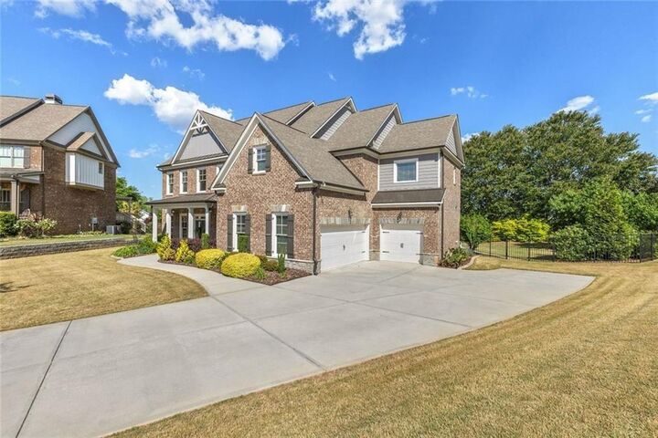 Property Photo:  988 Woodtrace Lane  GA 30011 