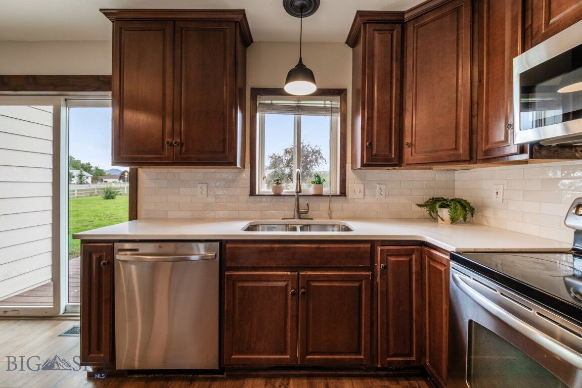 Property Photo: 174 Valley Grove Drive MT 59718