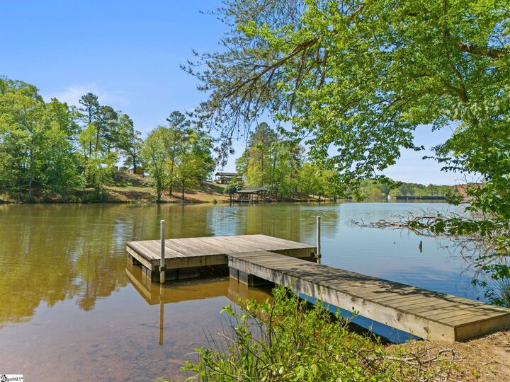 Property Photo:  105 Lake Forest Drive  SC 29651 