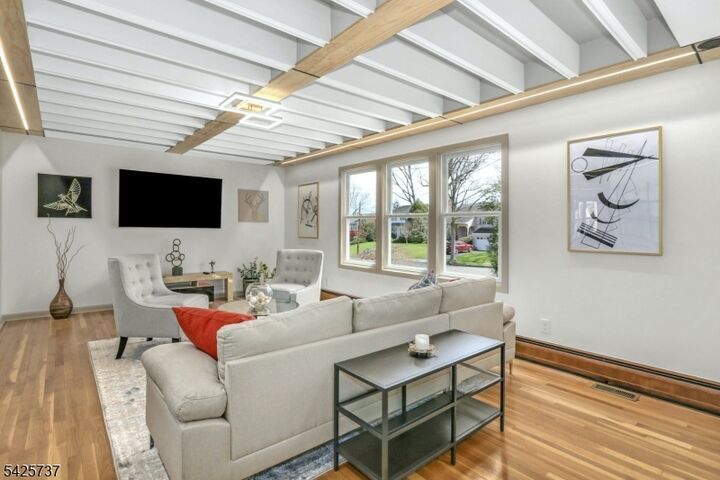 Property Photo:  809 Sherbrooke Dr  NJ 07090 