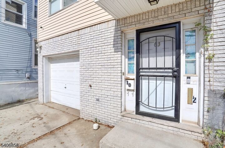 Property Photo:  63 Hobson St  NJ 07112 