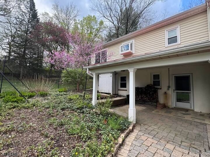 Property Photo:  48 Jericho Rd  NJ 08829 