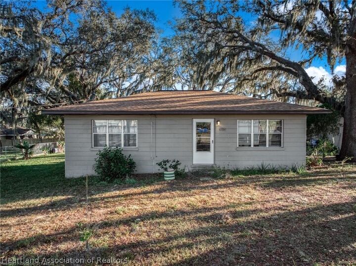 Property Photo:  3515 Kenilworth Boulevard  FL 33870 
